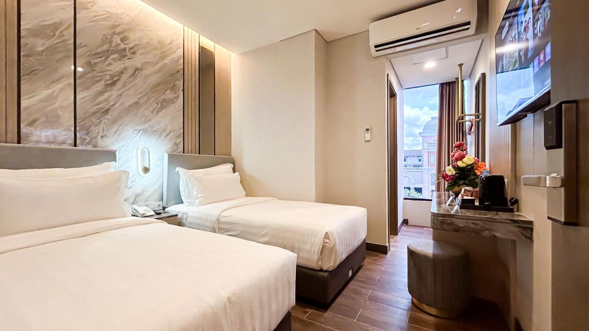 D'Primahotel Pik Jakarta Exterior photo
